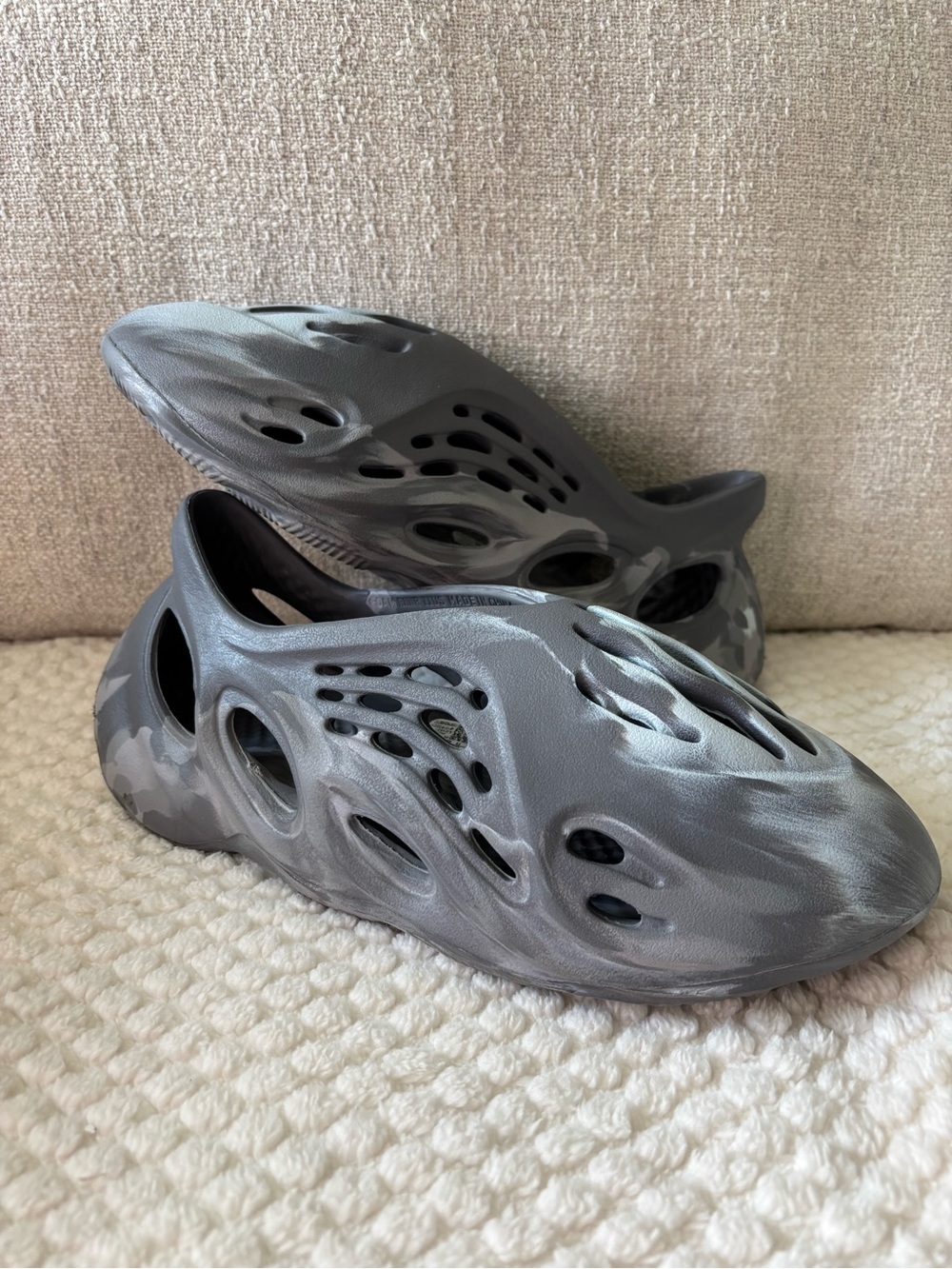 adidas Yeezy Foam Runner Gray Camo Slip-On Breathable Men's US 11 IE4931